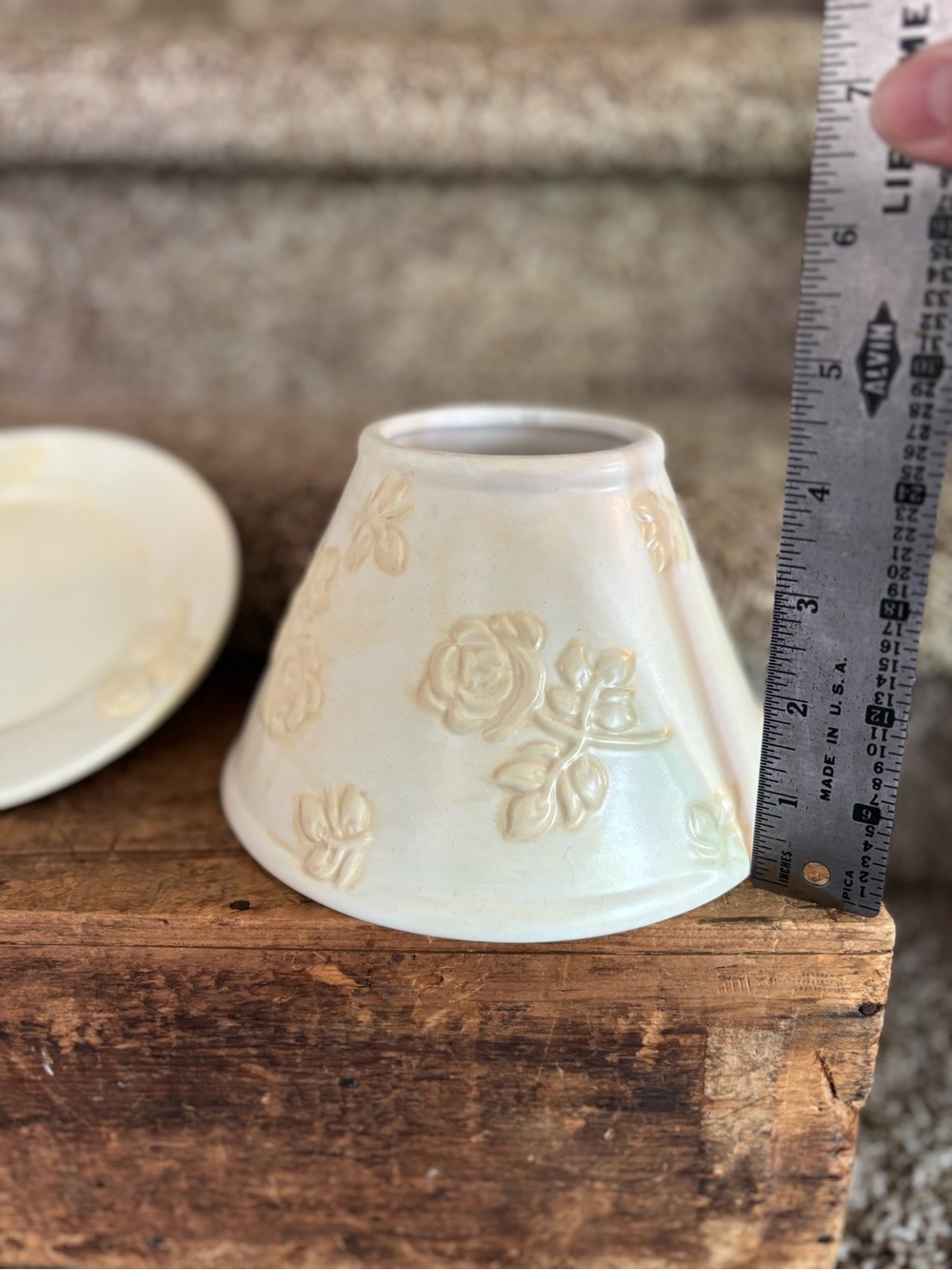 Cream Floral Ceramic Lamp Shade and Saucer Set - Picture 2 of 4